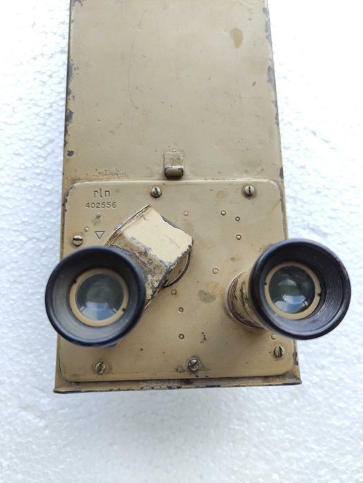 Надзвичайно рідкісний екземпляр перископа Zeiss 8x38