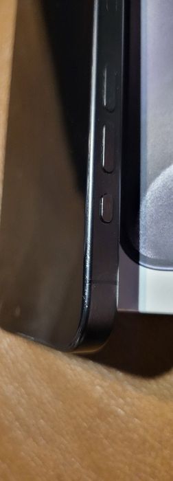 iPhone 15 pro Titanium