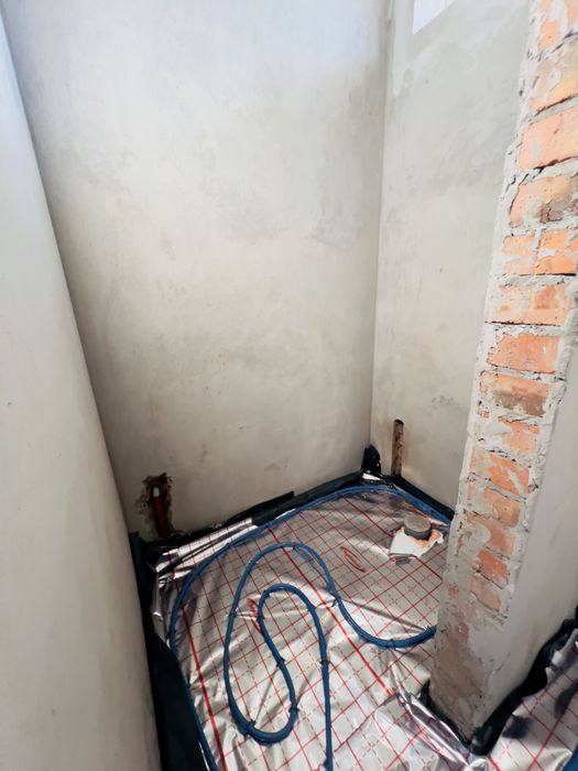 Новий дуплекс у сучасному стилі — утеплення, дах, стяжка, газ