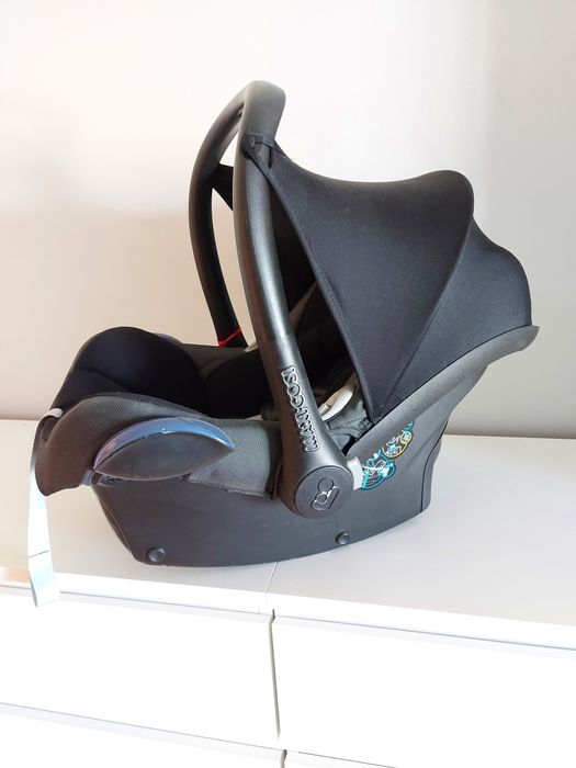 Fotelik nosidełko MaxiCosi Cabriofix