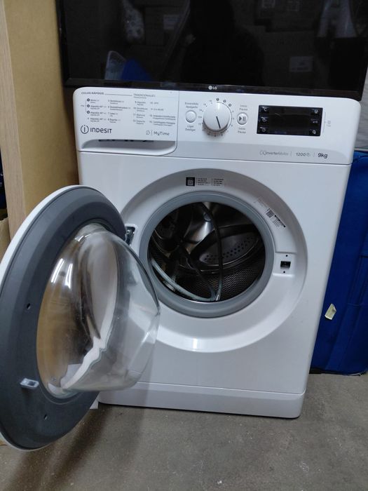 Máquina de lavar Indesit MTWE91295WSPT 1200 rpm 9 kg
