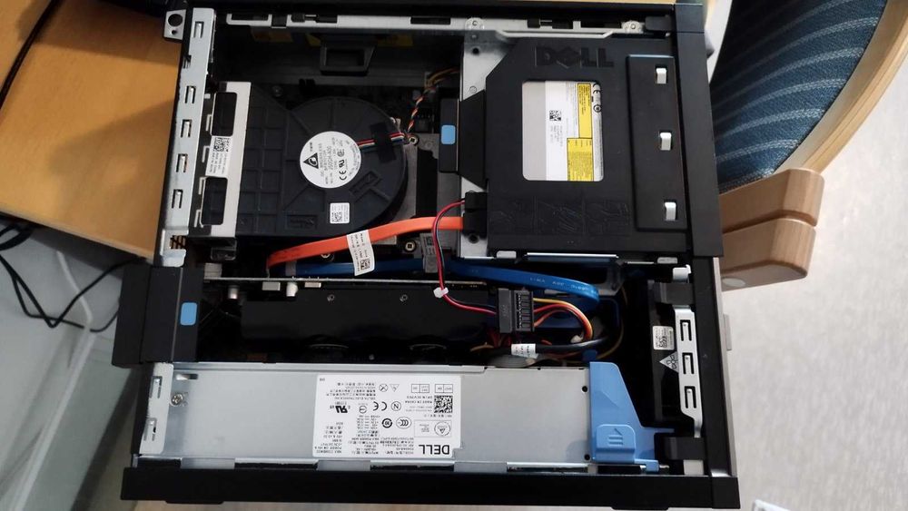 Компьютер Dell D04S