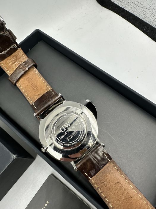Oryginalny elegancki zegarek Daniel Wellington B36S19, komplet