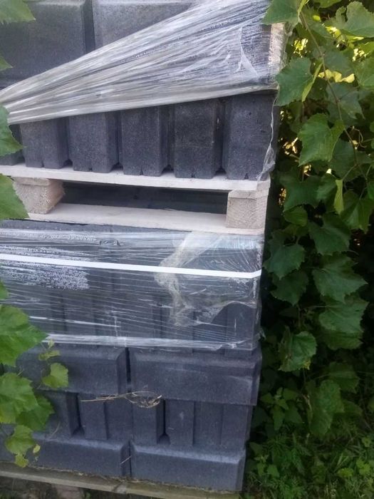 Продам бетонні блоки
