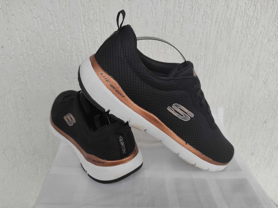 Суперлегкие, кроссовки Skechers Air-cooled,memory foam р.41-41,5