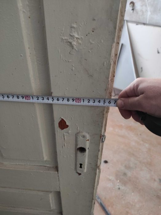 Двері міжкімнатні старі