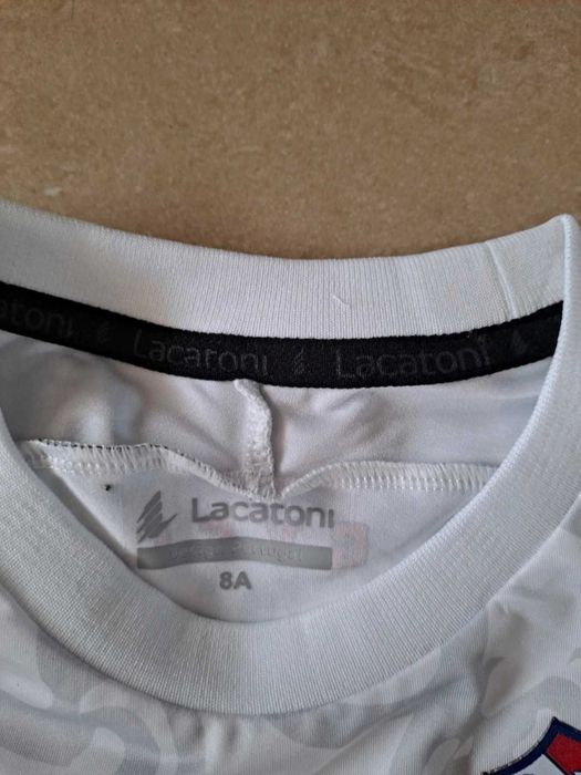 Camisola e calções Gil Vicente NOVOS, Tam. 8 anos