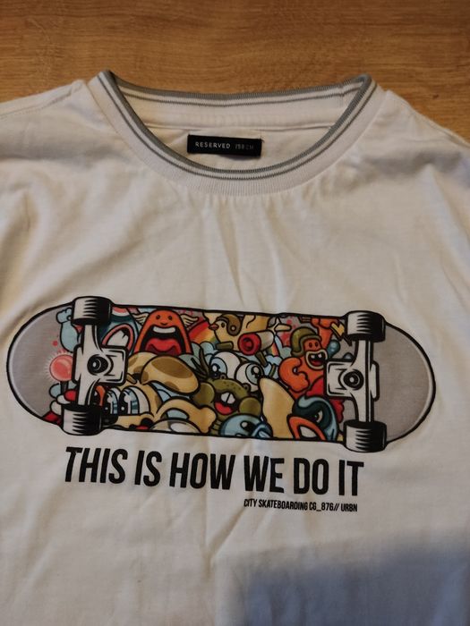 Koszulka z długim rękawem t-shirt bluzka chłopięca biała jak nowa