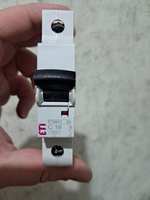 Автоматичний вимикач ETIMAT 6 С 25 С 16 С 10  і C 16 S 4 MEDE POLAND