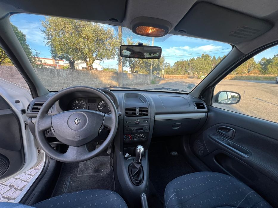 Renault Clio 2007 1.5 diesel 5 lugares