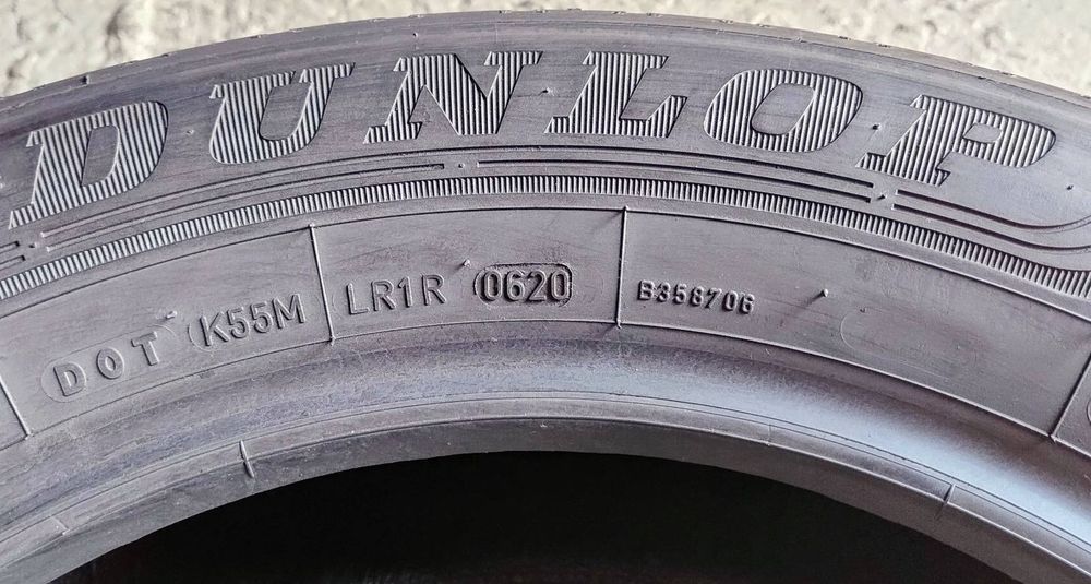 Шини літні R16 215/60 Dunlop Sport Blue Response