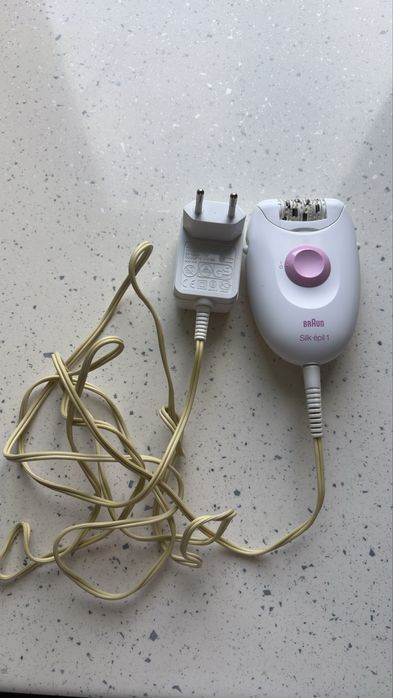 Епілятор Braun Silk-epil 1 SE 1-010 білий з рожевим Б/У