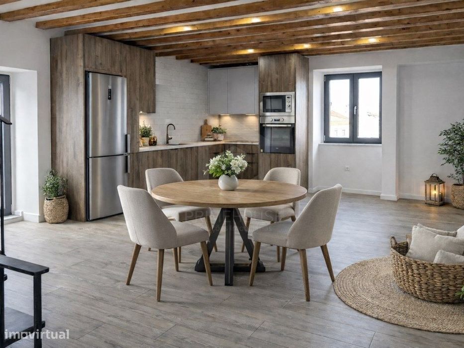 Apartamento T1 na zona histórica de Azeitão — Azeitão (São Lourenço E São Simão), Setúbal
