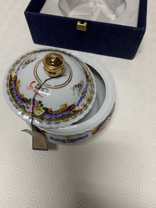 Hand-painted terrine424543156385894405