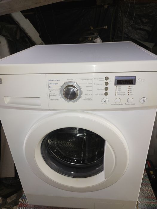 Máquina de lavar LG direct drive 8kg A++