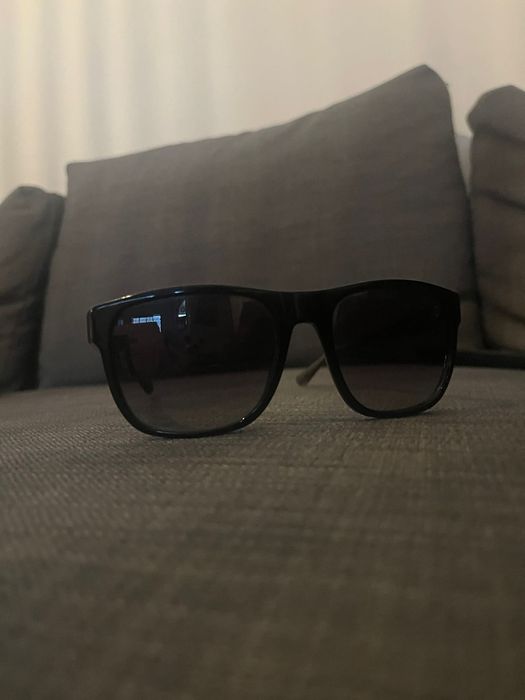 Óculos Emporio Armani