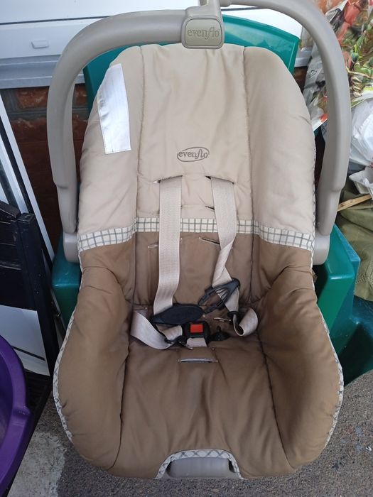 Продам автокрісло дитяче