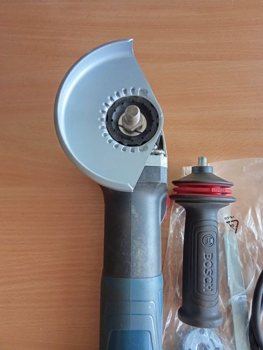 Болгарка Bosch GWS 17-125 Professional