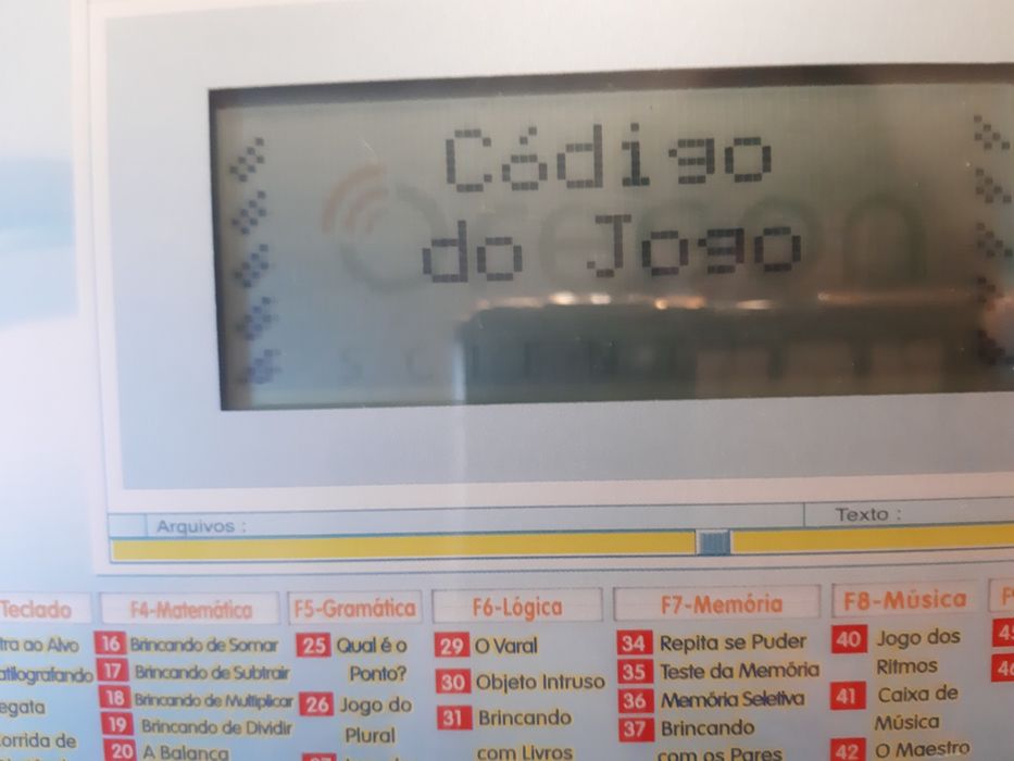 Laptop Oregon Scientific. Computador educativo