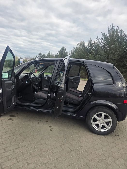Opel Meriva Sprzedam  Opel Meriva A Rok 2007.  Benzyna 1.4 66 KW. 270 tyś. Przebie