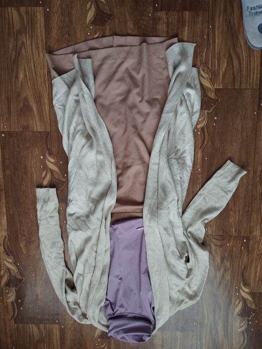 Гольф, кардиган, спідниця