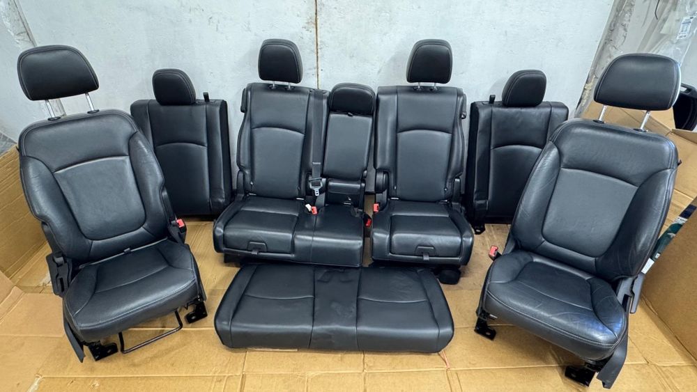 Fiat Freemont KOMPLET FOTELI 7 osobowy tapicerka WNĘTRZE
