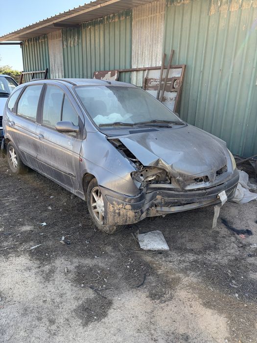 Renault Scenic 1.4