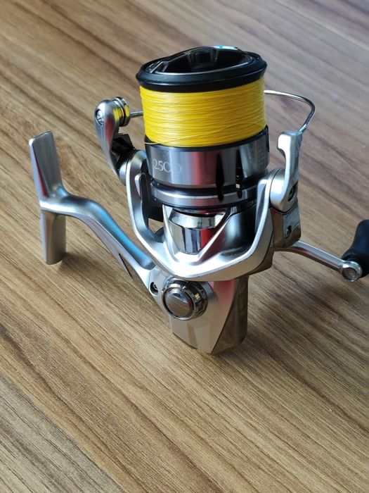 Shimano Stradic 2500 5:2:1