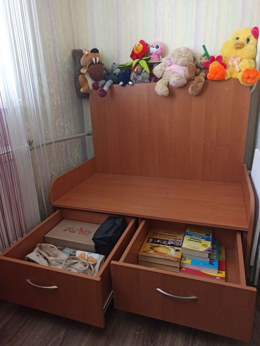 Диван для балкона, лоджиї