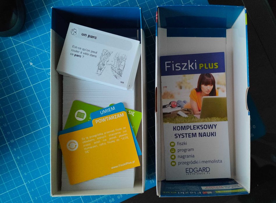 Fiszki plus francuski dla początkujących A0 A1 600 fiszek jak nowe