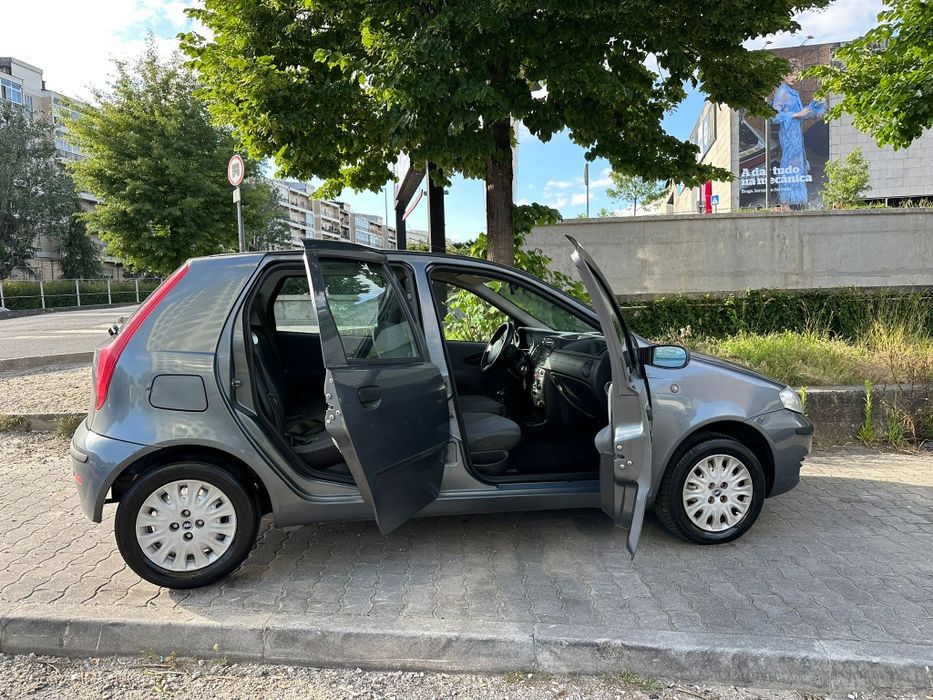 2004 Fiat Punto Fire com AC gelando
