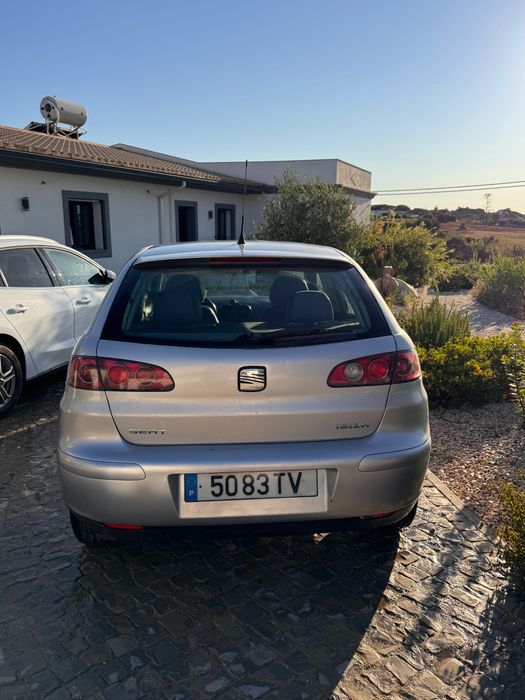 SEAT Ibiza 6L 1.2 Gasolina (2002) • IPO até 07/2027 • Económico e fiável