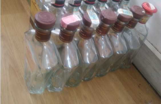 Продам бутылки из под вина 65шт тёмноеСтекло 0.7 такжеИзКоньякаИдругие