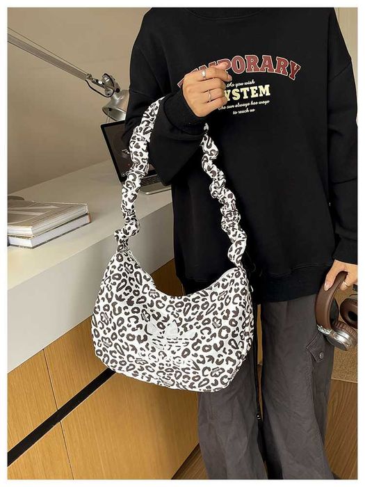 Жіноча сумка ADIDAS LEOPARD SMALL SHOULDER BAG / Сумка Адідас через плече з леопардовим принтом/ жіноча біла сумочка Адидас