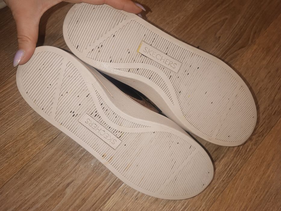 Оригінальні Кеди SKECHERS