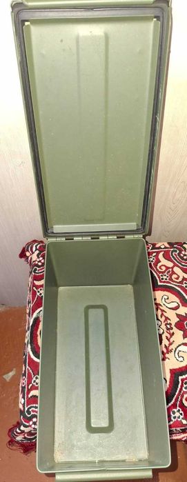 ящик залізний, розмір 30х15х19