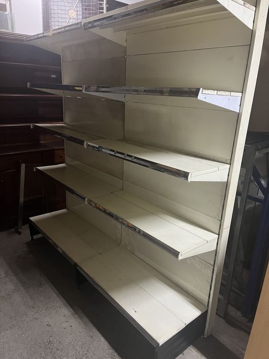 Estante de 2 modulos e 5 niveis de prateleiras com o total de 1.92mt