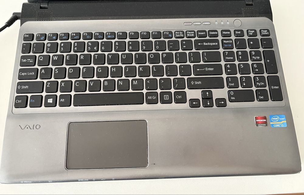 Sony vaio SVE151G13M