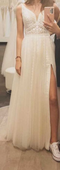 Suknia ślubna Ariel Mari Lill