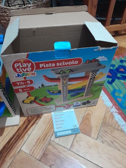 Pista carros 18 meses até 5 anos