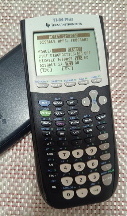 Calculadora TEXAS  TI 84 PLUS