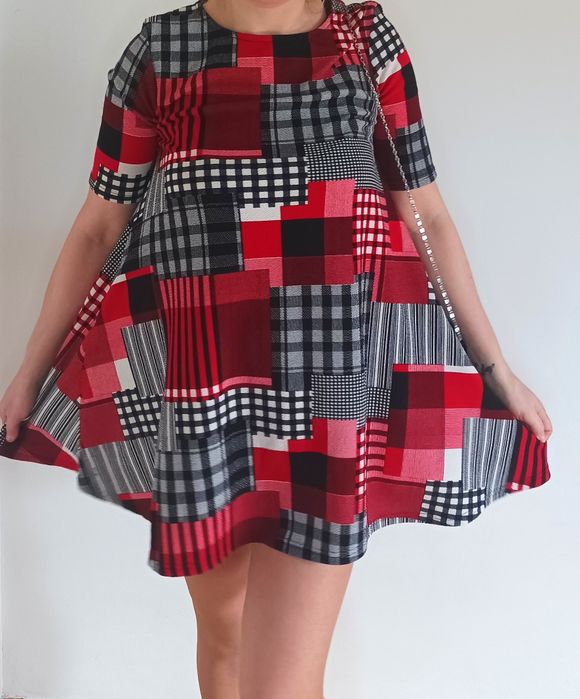 Mini sukienka trapezowa tunika na codzien na lato Select 10/38/M nowa