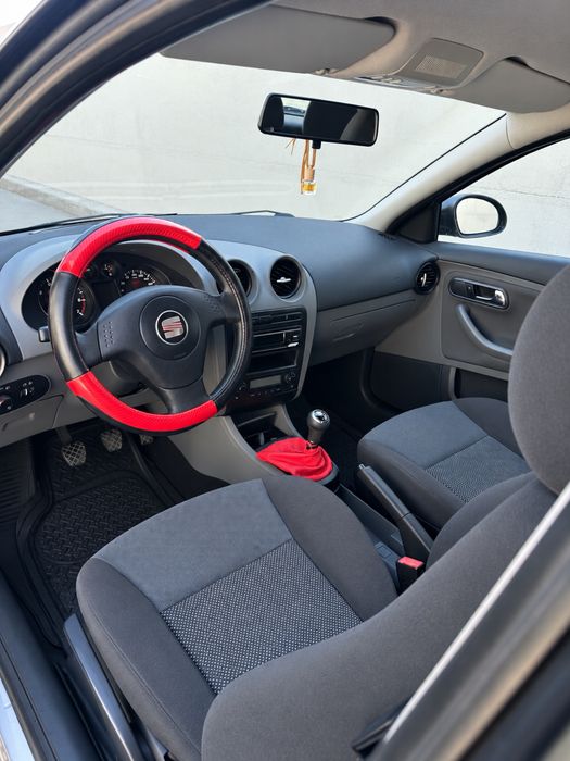 Seat Ibiza 1.4 gasolina / 2005