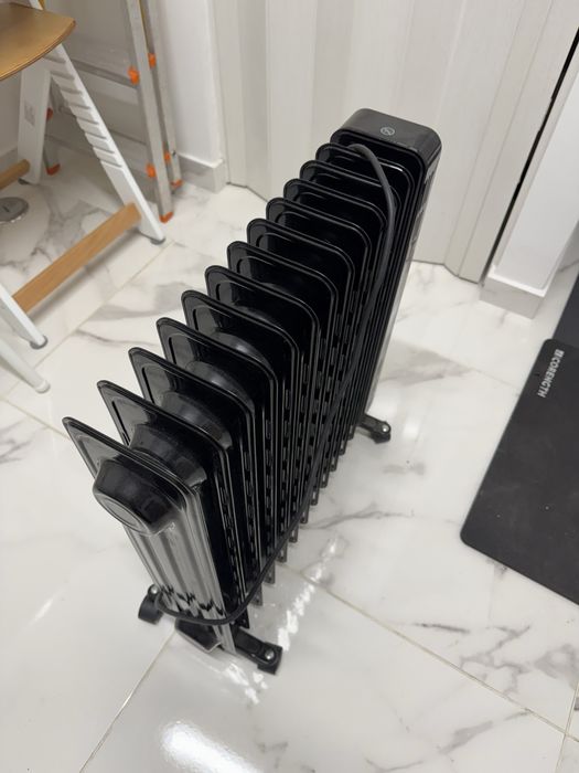 Aquecedor a óleo Becken de 2500W.