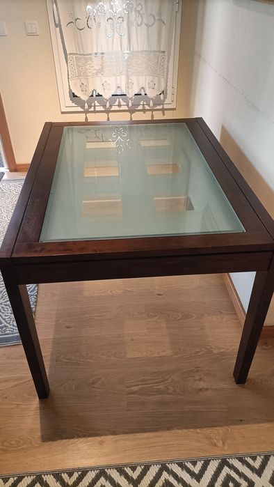 Mesa jantar (Nogueira Maciça) *Nova Nunca usada*
