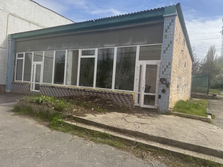 Оренда  примішення Варварівка вул. Матросова