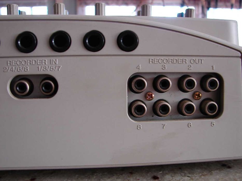 Mesa de Som Digital Fostex DMT 8 VL