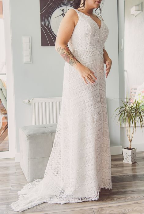 Suknia ślubna boho koronkowa