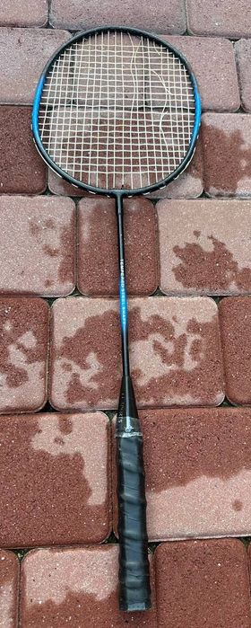 Ракетка для бадмінтону