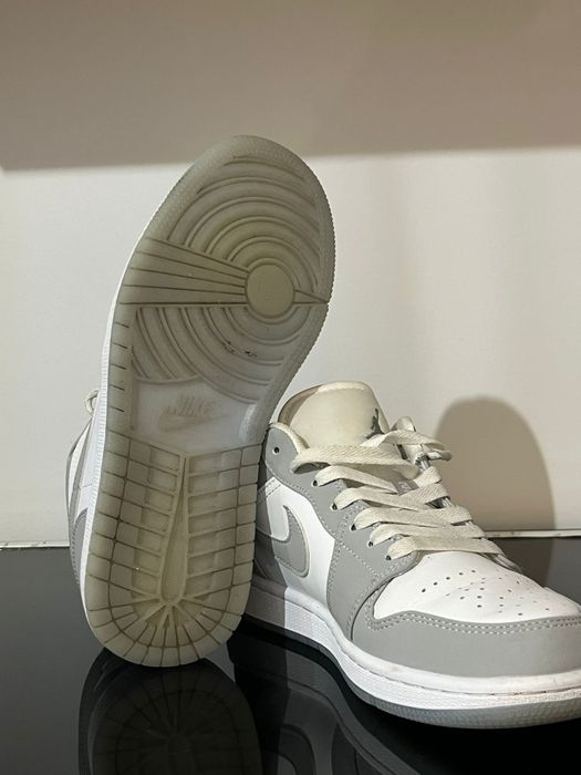 Nike air jordan 1 low wolf grey